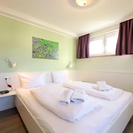 아파트 Rochts 16 *