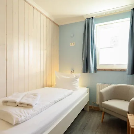 아파트 Rochts 16 *